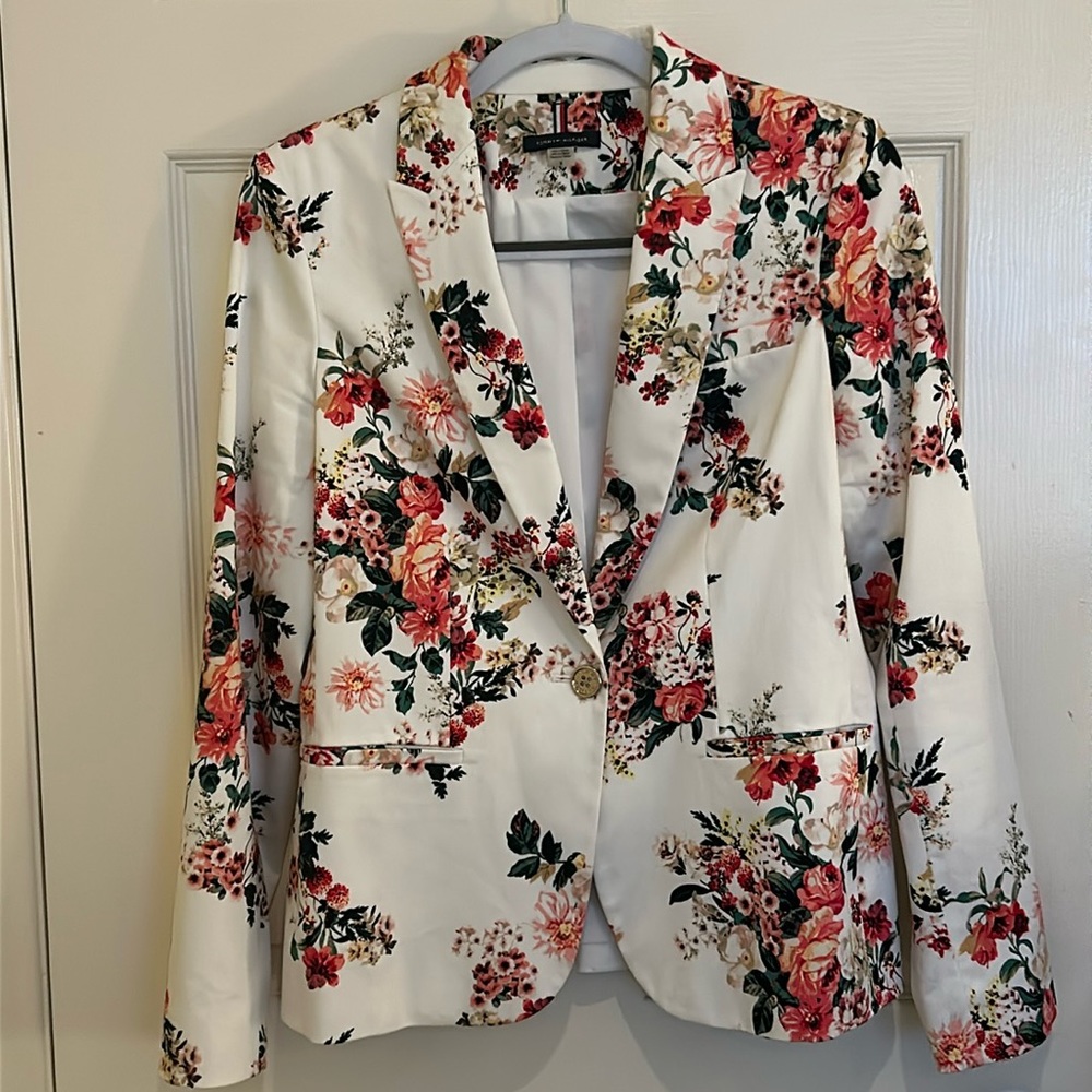 Tommy Hilfiger Floral Blazer